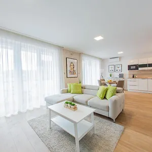 university-city-life-bestern.szeged-hotels.com/